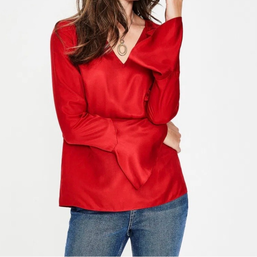 Boden Lucie Blouse Sz 4 Red Silk Blend V Neck Fluted Long Sleeve Pleat Shoulder